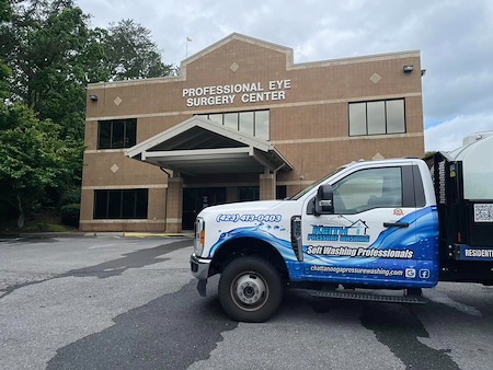 commercial-pressure-washing-chattanooga-plaza